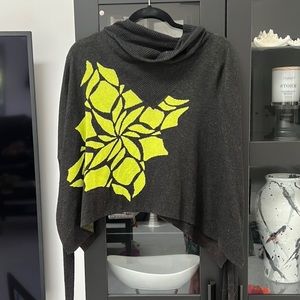 L.A.M.B Fall 2010 hooded crop sweater S